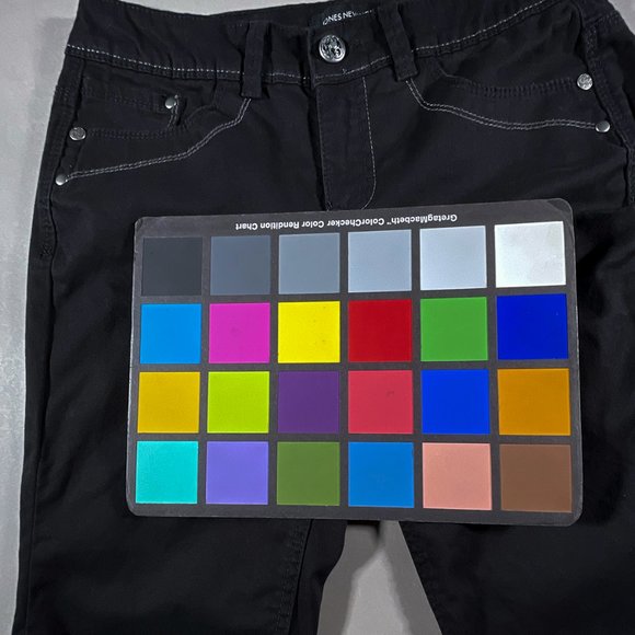 Jones New York Black Shorts with Gray Stitching Tia Bermuda Size 4P - Picture 10 of 11